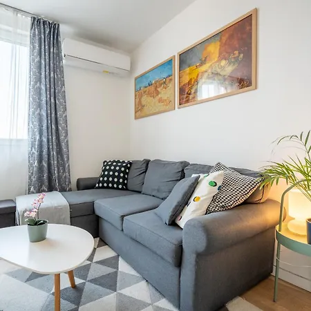 Sofia41 - Prime Location Appartement *
