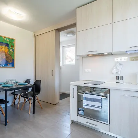 Sofia41 - Prime Location * 소피아