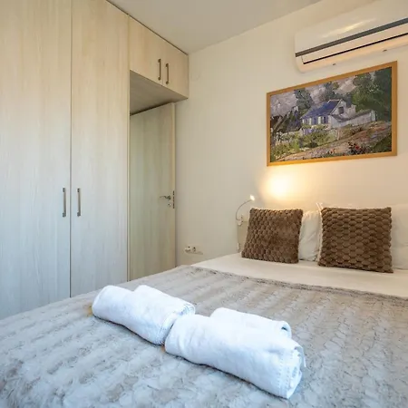 Sofia41 - Prime Location *